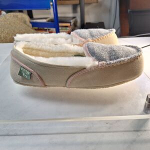 cloud nine size L10 sand/gray sheepskin shoes/slipons